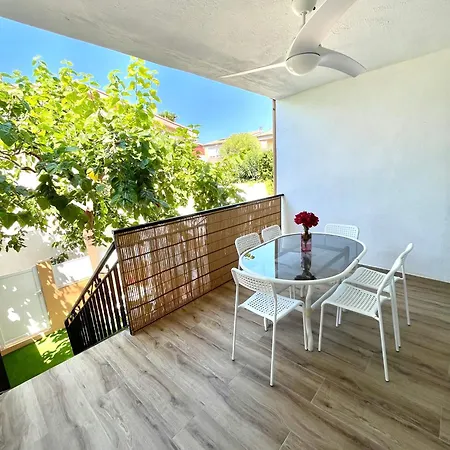 Feriehus E N C A N T I S O L - Encanto Y Sol A Un Paso Del Mar Con Piscina